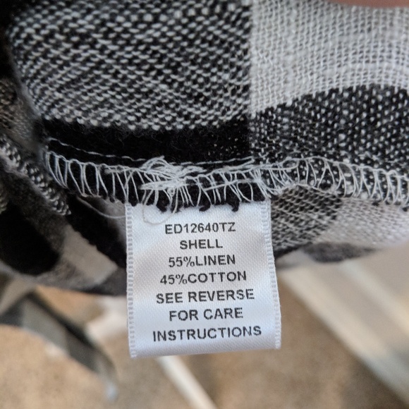 En Creme Dress Buffalo Check Gingham Button - Picture 7 of 7